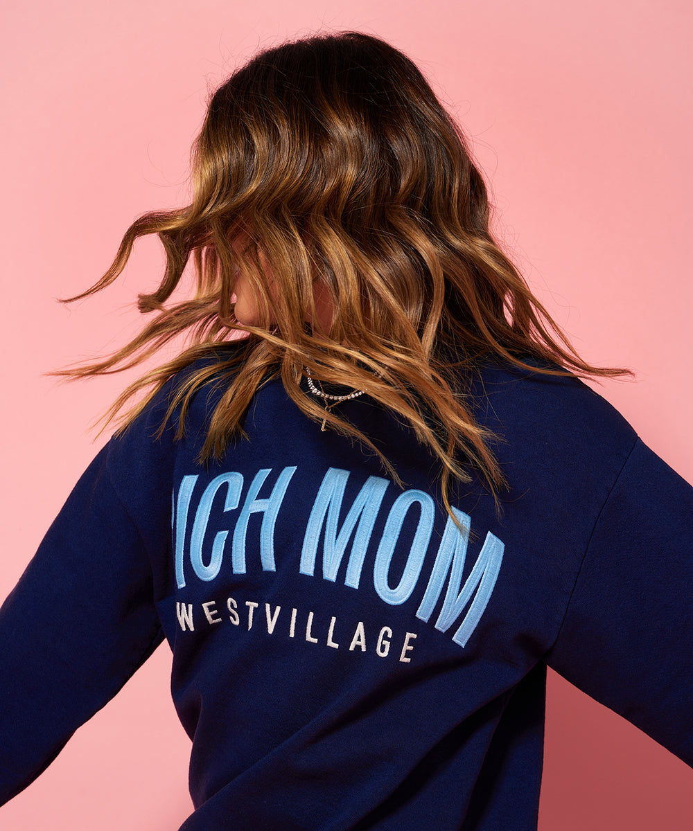 Tinx wears Rich Mom Gear: West Village