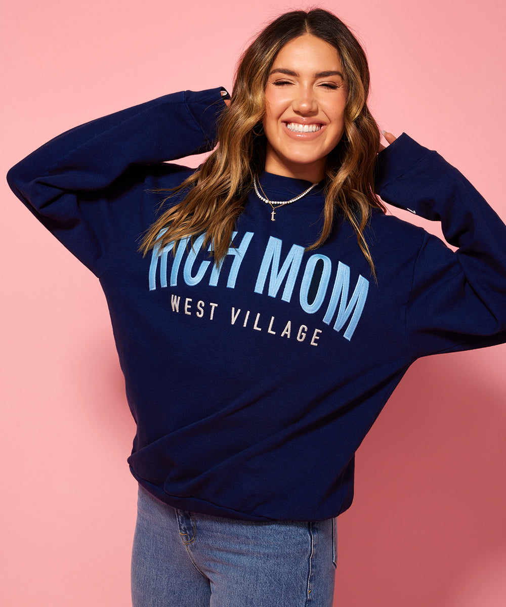 Tinx wears Rich Mom Gear: West Village